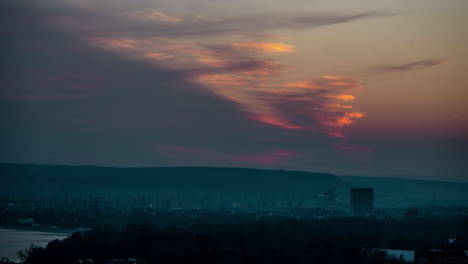 puesta de sol en varna