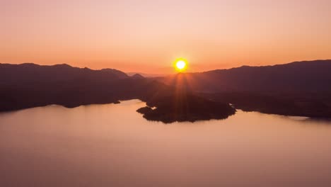 Beautiful-autumn-sunset-over-the-Kjelavant-lake