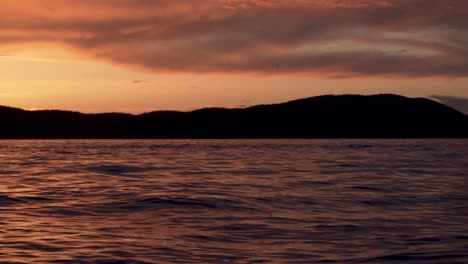 Sky-Reflection-On-Peaceful-River-At-Washington-Park-During-Sunset-In-Anacortes,-Washington-USA