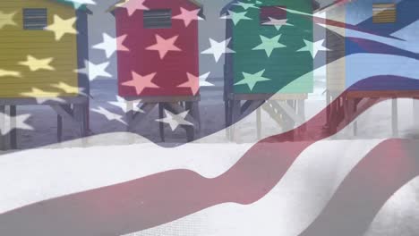 casas de playa con una bandera estadounidense