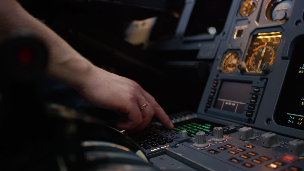 조종사 항공기 제어