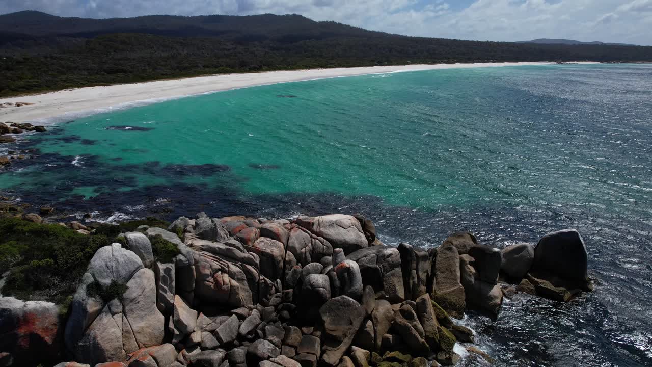 Tranquil Scenery Of Jeanneret Beach In Tasmania, Australia - Aerial Shot