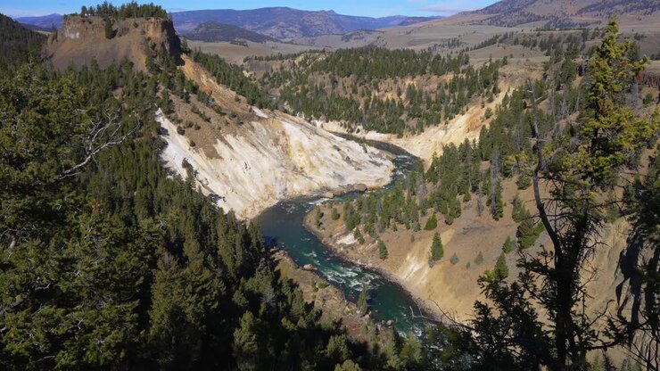 Ripresa al rallentatore del Canyon di Tower Falls, Yellowstone