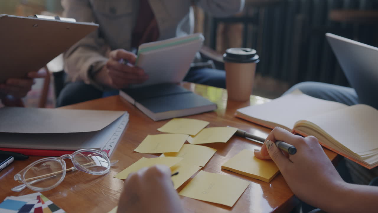 진행 중인 팀 회의