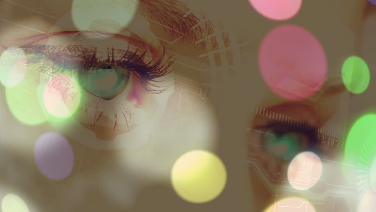 다채로운 빛나는 점, 데이터 처리 및 범위 스캔, 여성 눈의 근접