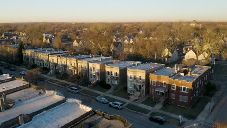 Establishing-Shot-of-South-Side-Chicago-Neighborhood,-Englewood-at-Sunrise