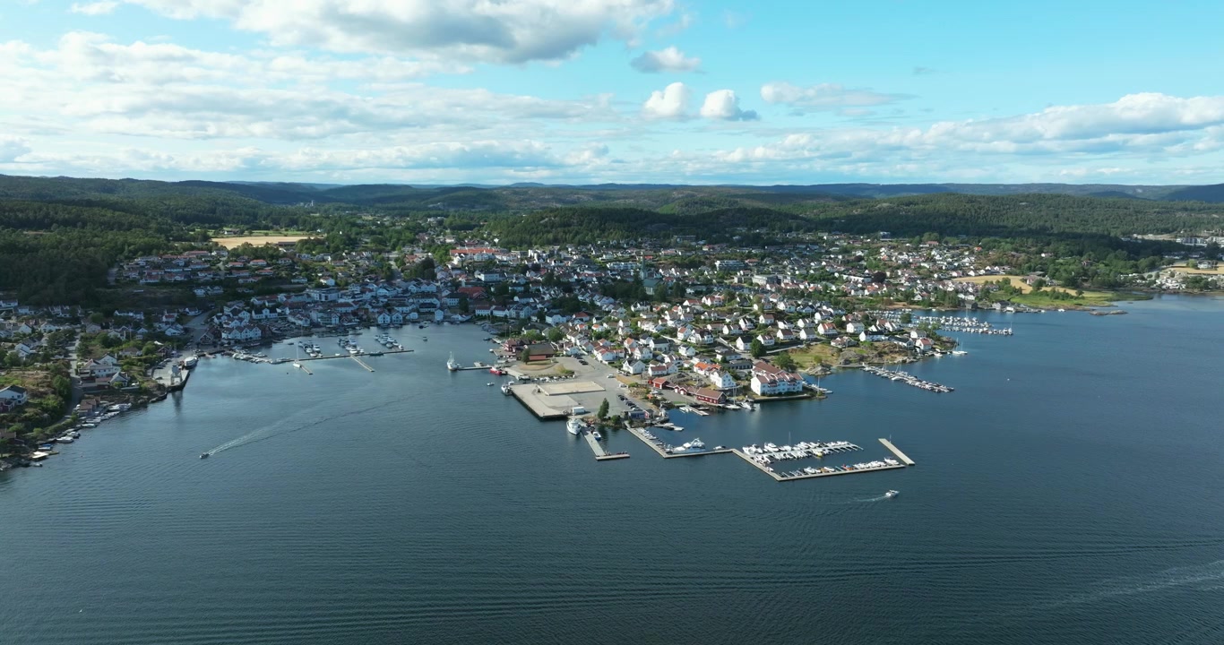 Veduta aerea della città costiera di Lillesand, Norvegia
