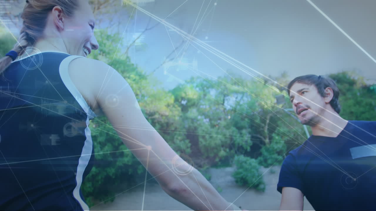 테니스를 하는 다양한 사람들에 대한 데이터 처리와 함께 연결 네트워크의 애니메이션