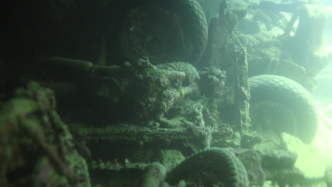 Ss-Thistlegorm-Es-Uno-De-Los-Naufragios-Más-Famosos-Del-Mundo-Que-Transportaba-Equipo-Militar-Durante-La-Segunda-Guerra-Mundial,-Atrae-A-Muchos-Buzos-Por-La-Cantidad-De-Carga-Que-Se-Puede-Ver-Y-Explorar