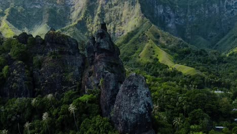 Drone-Shot-of-Tropical-Rock-Formations-and-Mountain-Ridges-in-Bay-of-Virgins-Fatu-Hiva-Island-Marquesas-French-Polynesia