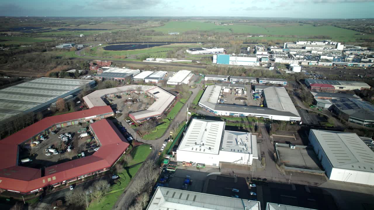 Luftdronebilleder af store industrielle erhvervsparker i Essex