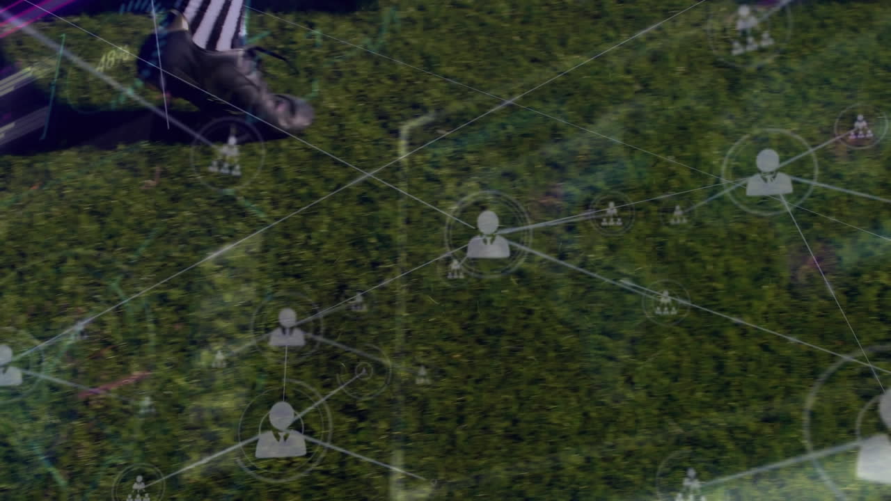 잔디 위의 축구에서 아이콘과 연결된 네트워크의 애니메이션