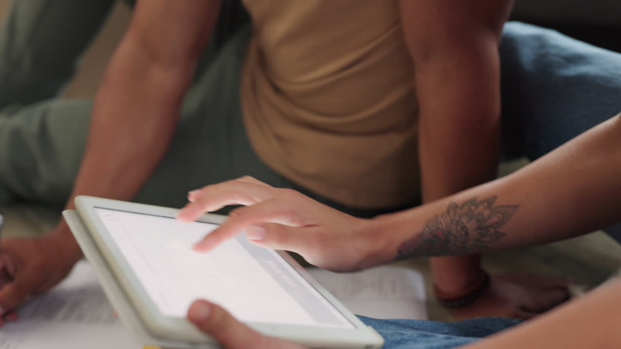 pareja, plan de diseño de tableta o arquitectura