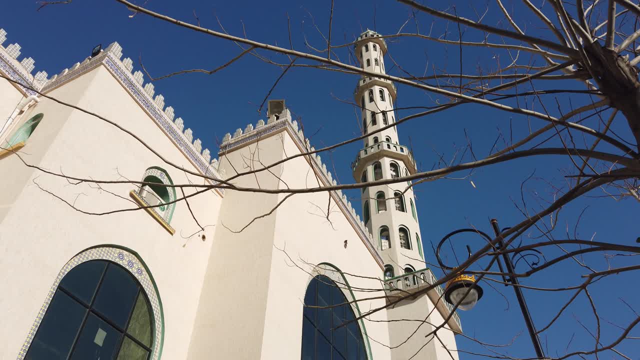 Outside view of Minaret Al-Kawthar Mosque in algeria , wilaya Blida  .