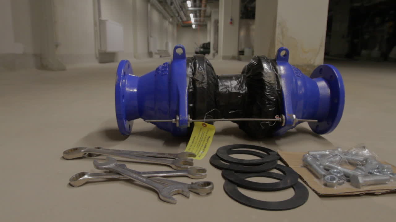 un conector de tubería hidráulica. tiro de seguimiento