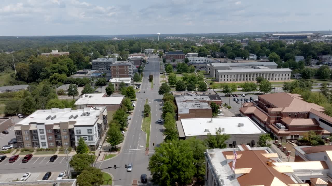 Downtown Tuscaloosa, Alabama with drone video moving left to right wide