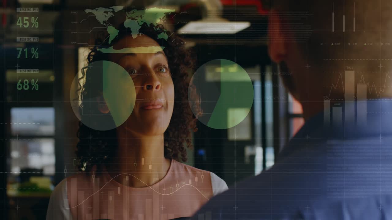 animación del procesamiento de datos estadísticos contra hombres y mujeres diversos discutiendo en la oficina