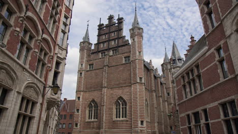 Fachada-Exterior-Del-Museo-Casa-De-La-Carne-En-Amberes,-Bélgica