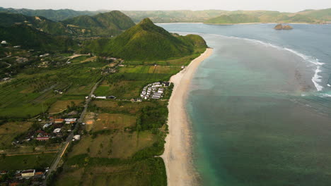 Küste-Von-Torok-Beach-Lombok,-Indonesien,-Luftaufnahme