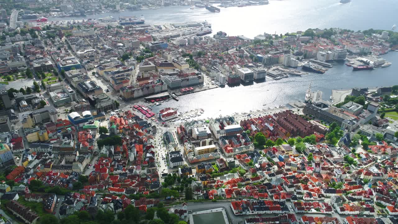 베르겐 (bergen) 은 노르웨이 서해안의 호르달랜드에 있는 도시이자 지방자치단체이다. 베르겐은 노르웨이에서 두 번째로 큰 도시이다.