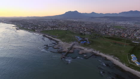 la ciudad que se elevó sobre el agua