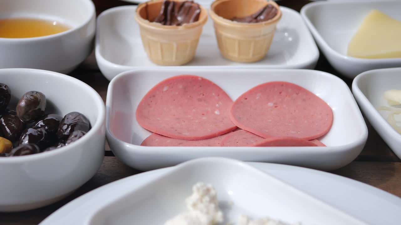Sajian Sarapan Tradisional Turki