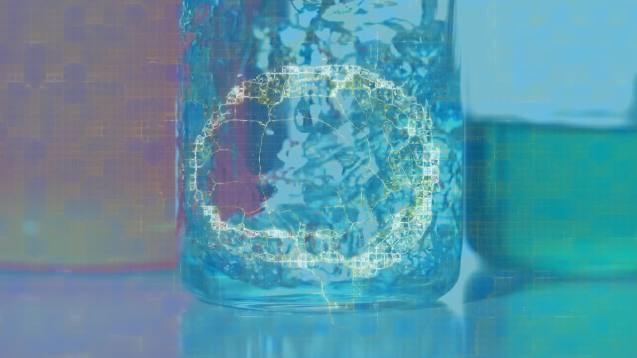 파란색 바탕에 있는 측정 컵에 액체를  ⁇ 는 뇌의 애니메이션