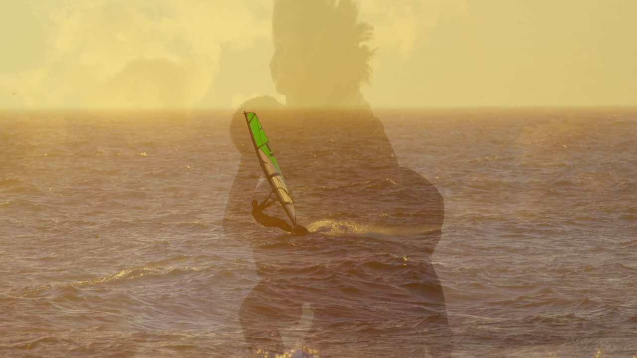 해변에서 포옹하는 아프리카계 미국인 부부 위의 바다와 함께 풍경의 애니메이션