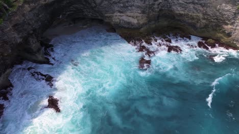 bali nusa penida broken beach drone shot (dji mavic 3 classic 4k30fps)