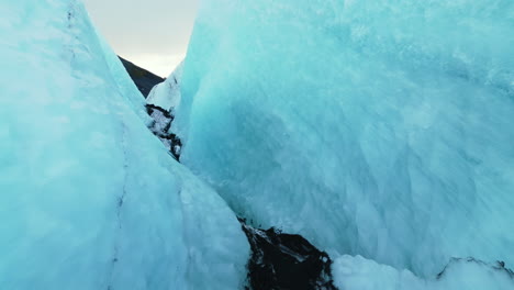 vista aérea de la grieta del glaciar vatnajokull