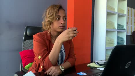 talking to colleagues and drinking tea, office life.