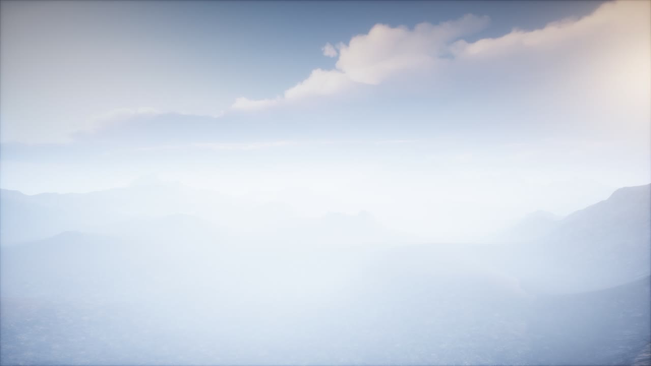 안개 가 있는 화산 크레이터 풍경