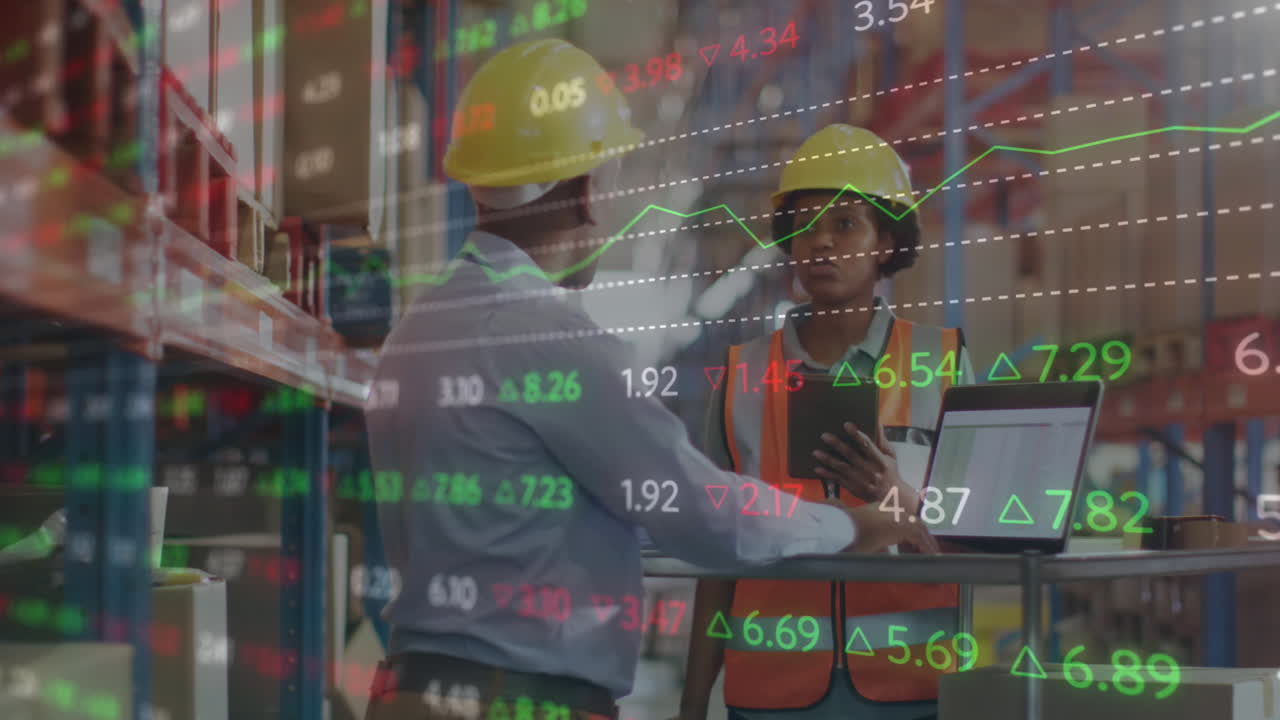 Animation av finansiell databearbetning över mångkulturella personer som arbetar på lager