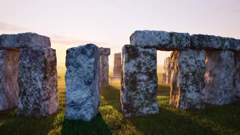 Stonehenge,-Una-Antigua-Estructura-Megalítica-De-Piedra,-Monumento,-Al-Atardecer,-Animación-3D,-Cámara-Moviéndose-A-Su-Alrededor