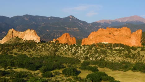 콜로라도 스프링스 (colorado springs) 에 있는 '신들의 정원 (garden of the gods) '의 영상