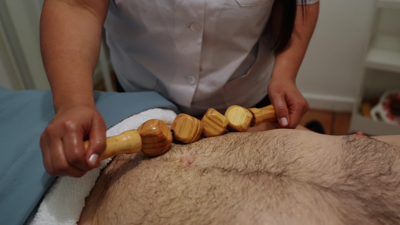 Maveterapi med massage