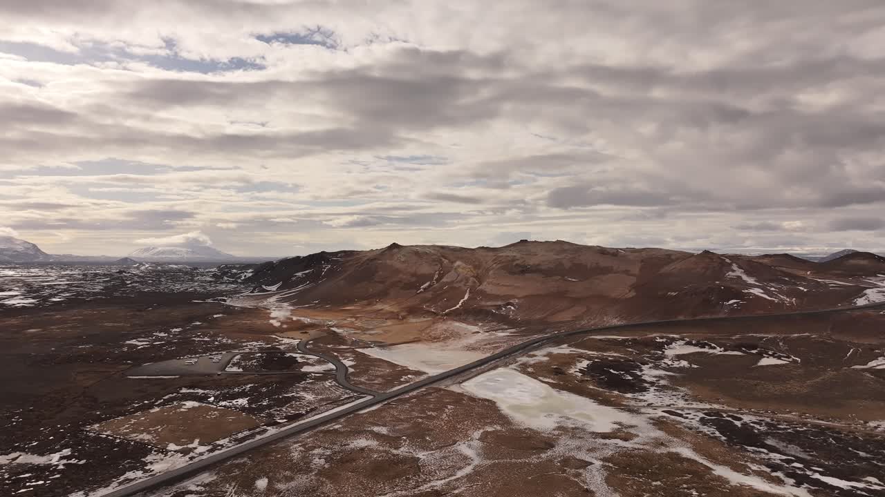 icy plains and geothermal slopes near Námafjall and Hverarönd. Iceland