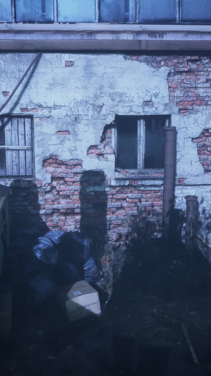 고 버려진 벽돌 건물