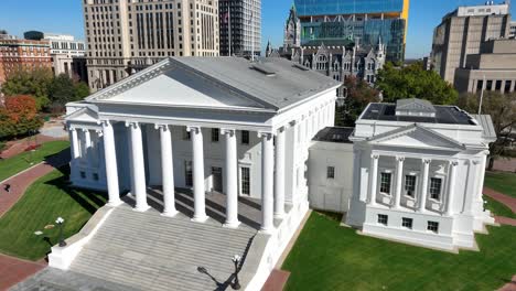 Edificio-Del-Capitolio-De-Virginia