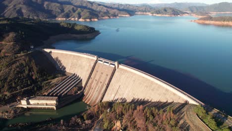 Hydroelectric-dam-and-power-plant,-4K-aerial-shot