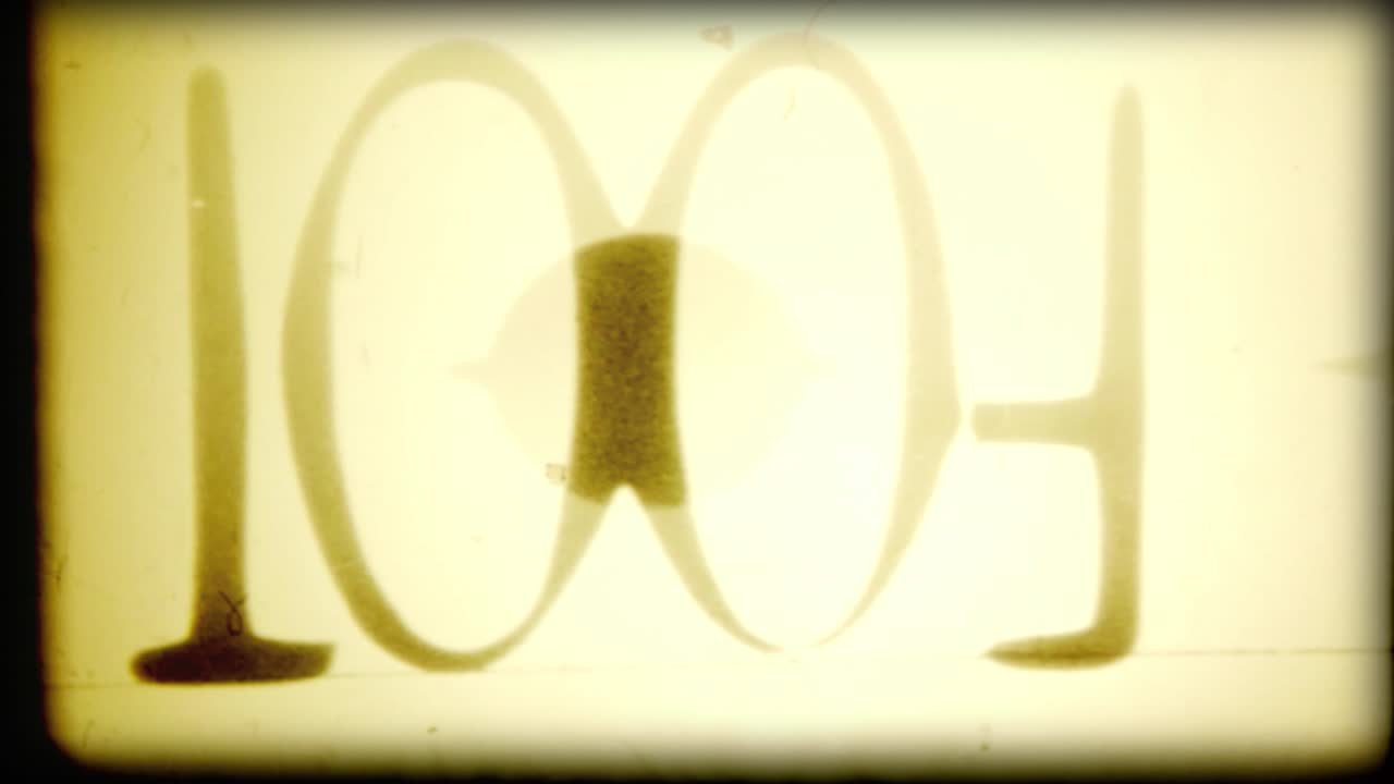 Grano de película retro y superposición de fuga de luz.
