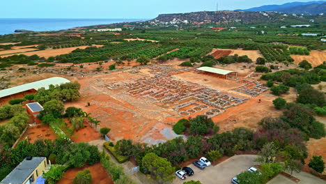 capturing ruins of megaron des königs in greece from above