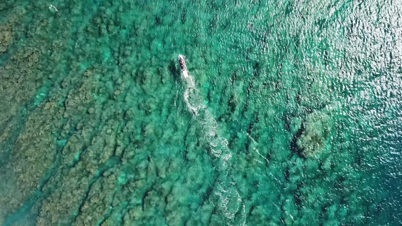 st-leu 제트 스키 4k 드론 영상, 레위니옹 섬
