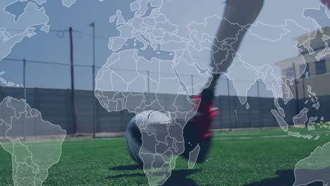 animación del mapa del mundo sobre un hombre afroamericano discapacitado con una pierna artificial jugando al fútbol