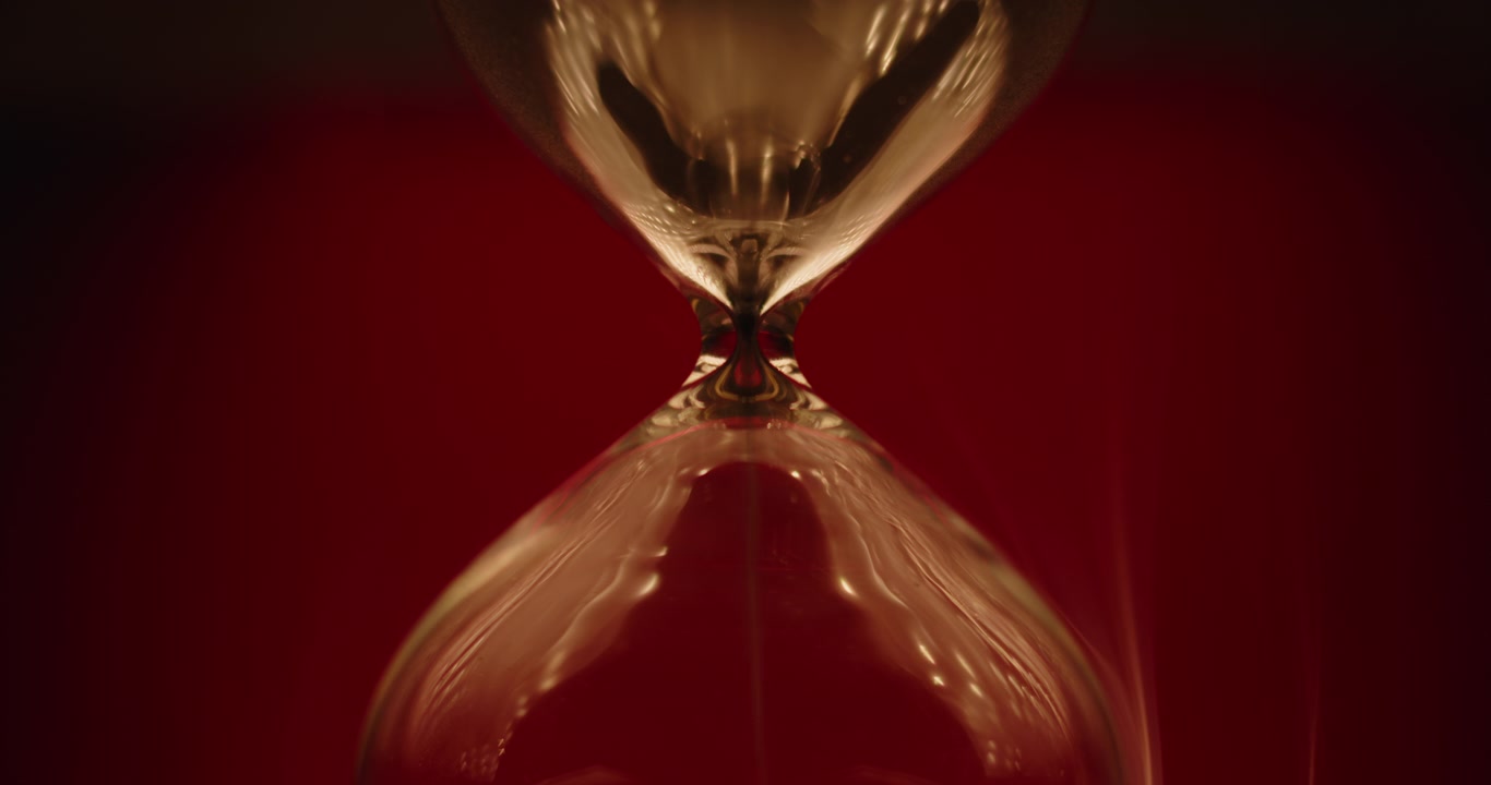 Beautiful smoke surrounding an hourglass