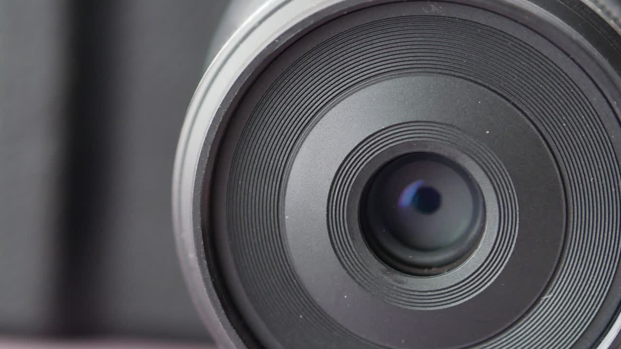 крупный план объектива камеры