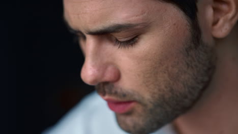 Serious-businessman-portrait.-Closeup-male-employee-working-indoors