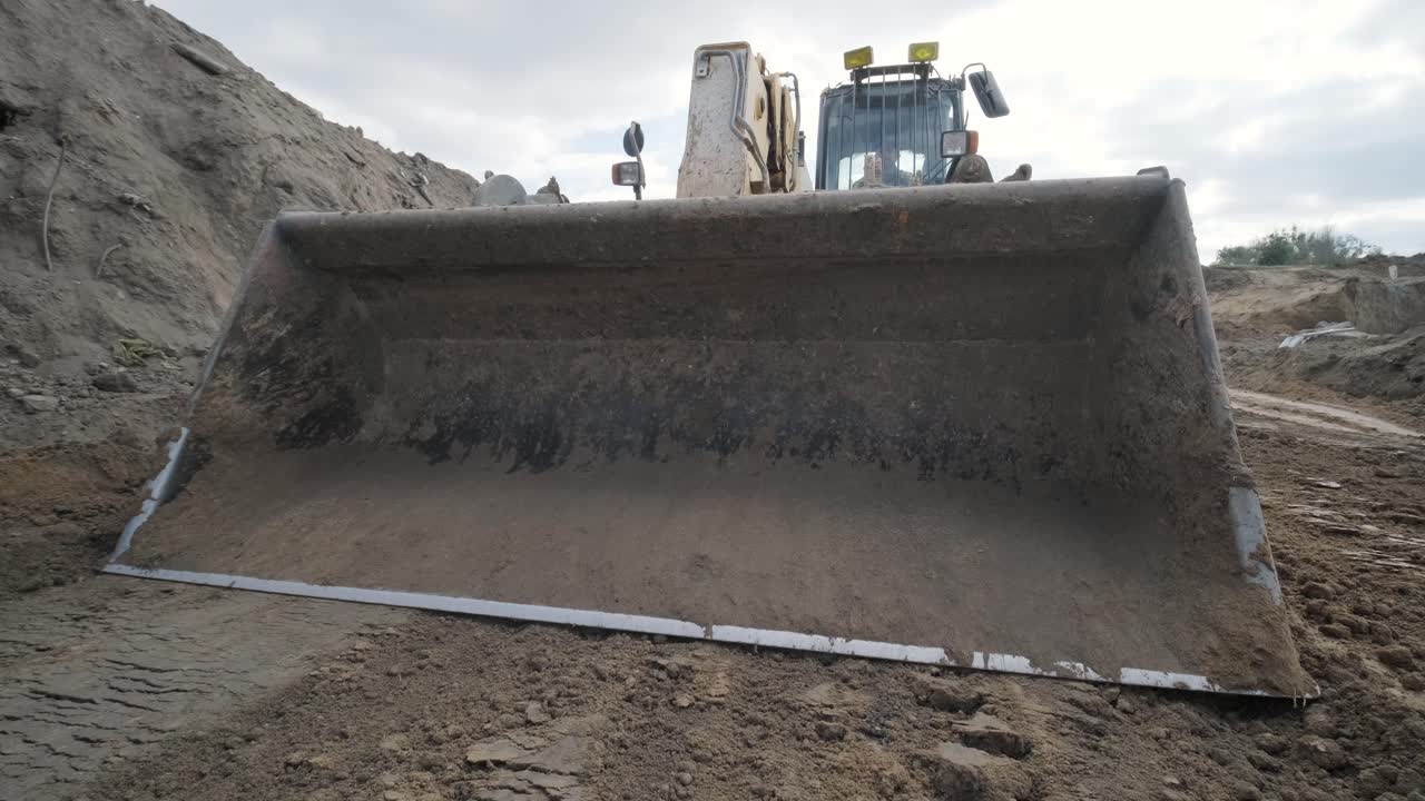 trabajos de excavación con tractores, compactación del suelo