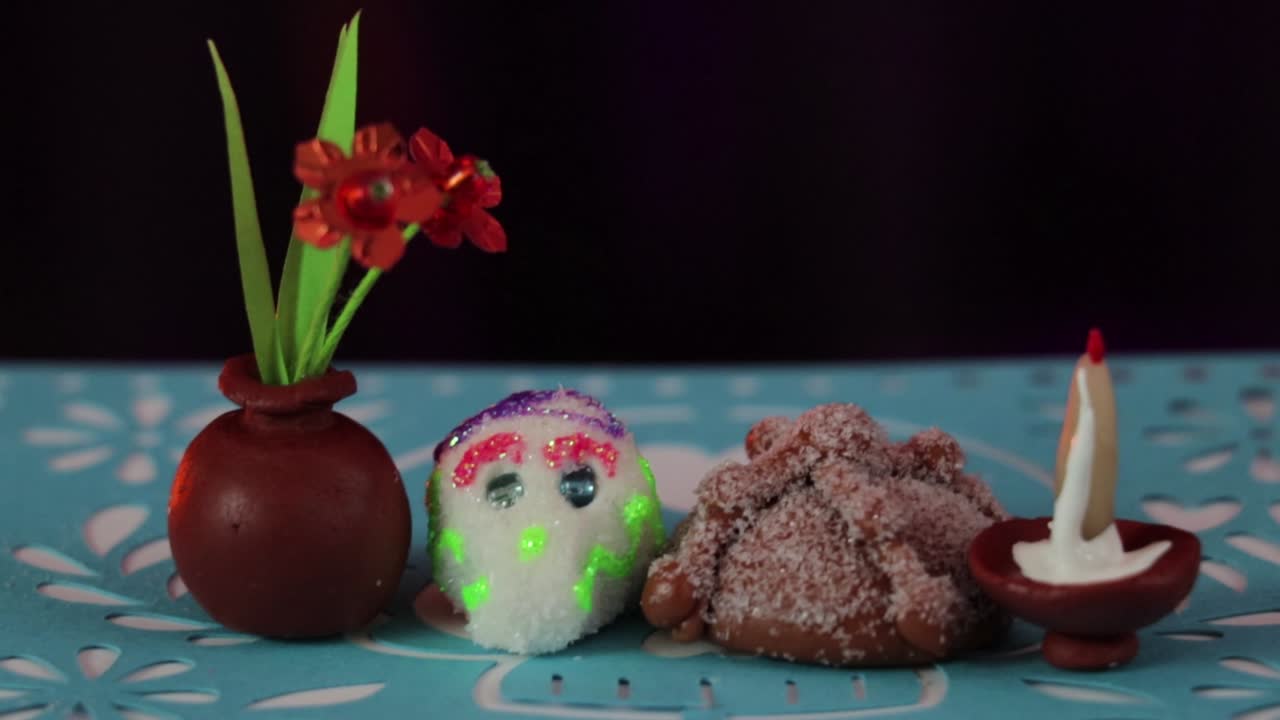 figuras en miniatura para ofrenda de dia de muertos