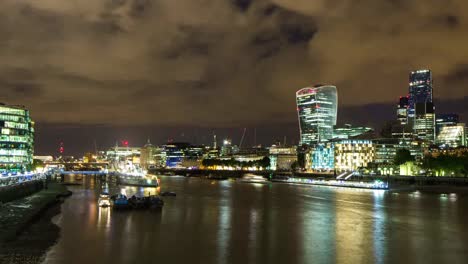 London-Skyline-Dark-04Copia